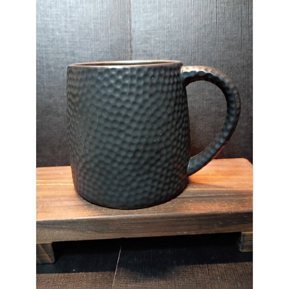 Starbucks 2014 Matte Black Hammered Texture Ceramic Coffee Mug 14oz Honeycomb